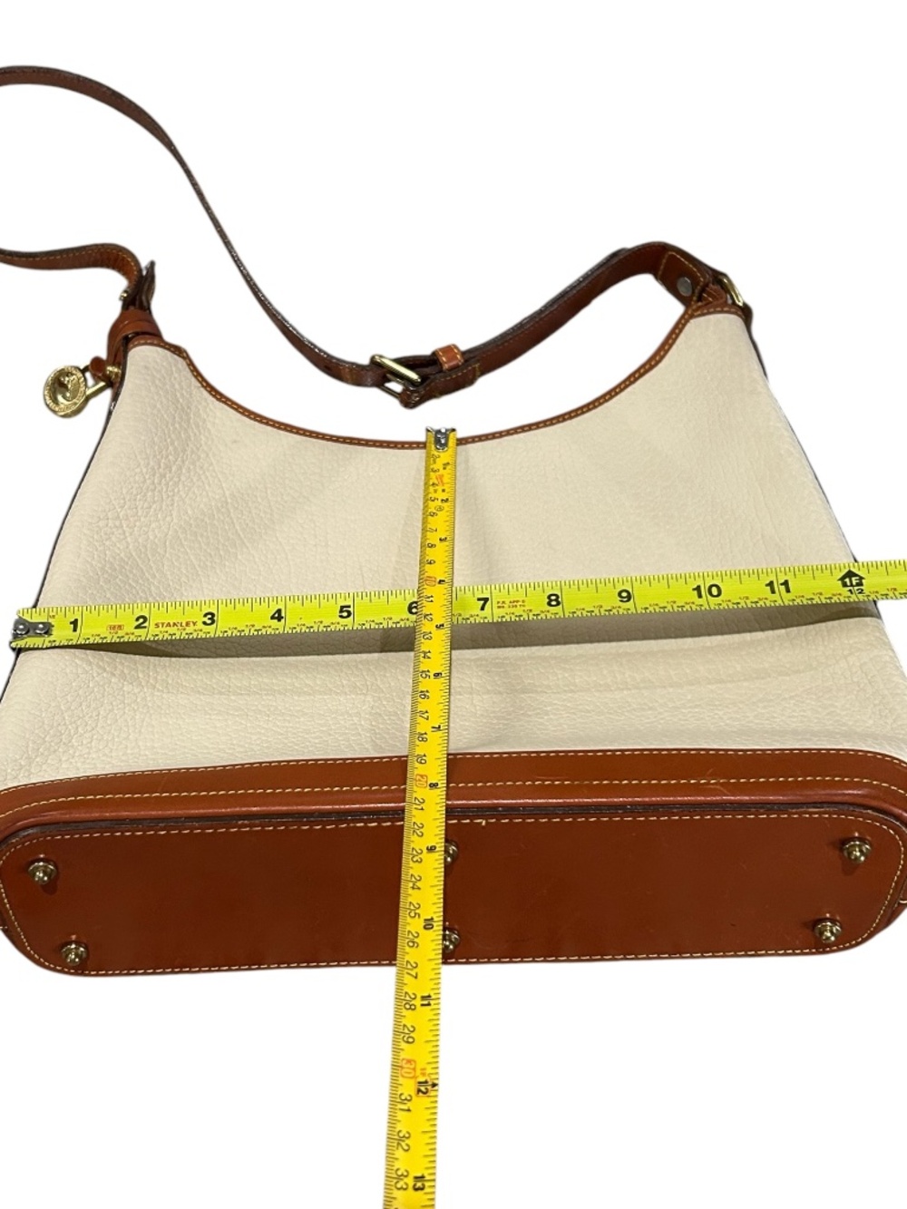 Vintage Dooney & Bourke Hobo Bag Cream Pebbled Leather Tote Bucket Top Zip - Picture 10 of 16